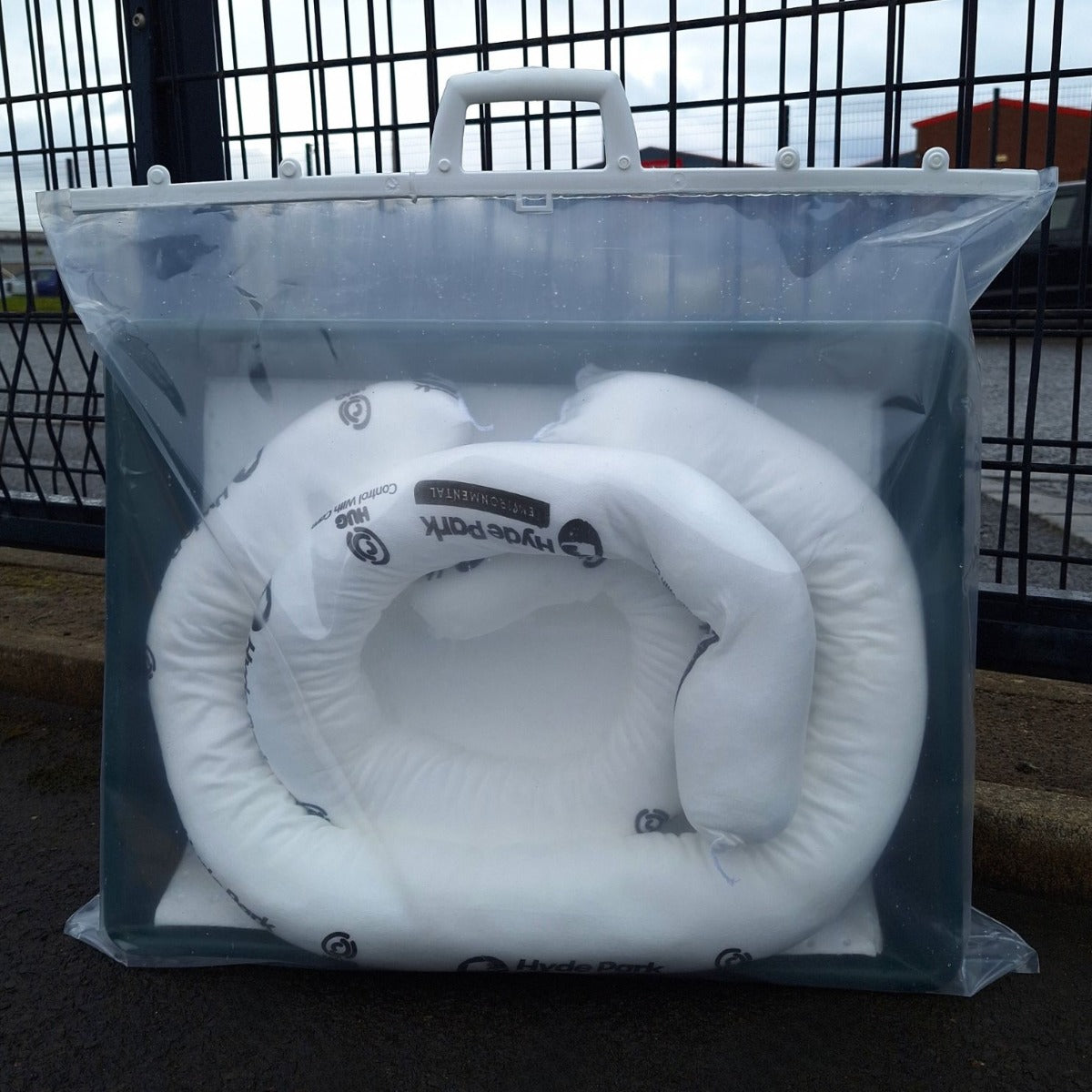 20 Litre Oil Only Emergency Spill Kit - Clear Bag Drip Tray